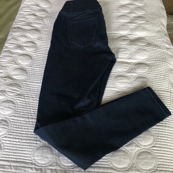 Jeans - Picture 2 of 6